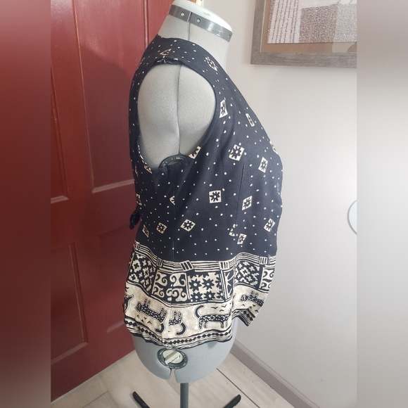 Petite Sophisticate Midwestern Vest - Picture 3 of 5